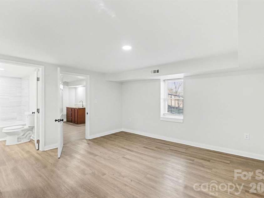 1308 Redland Drive, Gastonia, NC 28054.  MLS# CAR4340015, YatesRealty ID 3627. 