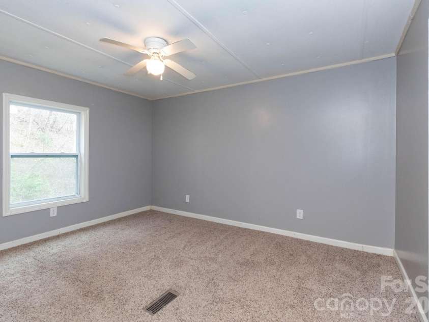 294 Ball Drive, Marshall, NC 28753.  MLS# CAR4360470, YatesRealty ID 36271. 