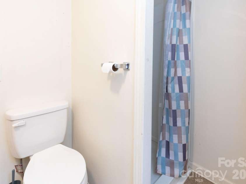 294 Ball Drive, Marshall, NC 28753.  MLS# CAR4360470, YatesRealty ID 36271. Second bathroom with shower