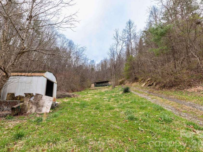 294 Ball Drive, Marshall, NC 28753.  MLS# CAR4360470, YatesRealty ID 36271. Storage building