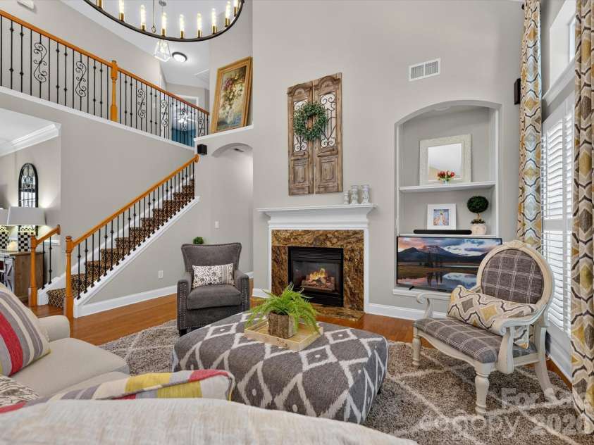 6706 Charter Hills Road, Charlotte, NC 28277.  MLS# CAR4393480, YatesRealty ID 36272. 