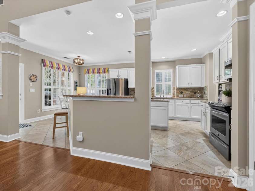 6706 Charter Hills Road, Charlotte, NC 28277.  MLS# CAR4393480, YatesRealty ID 36272. 