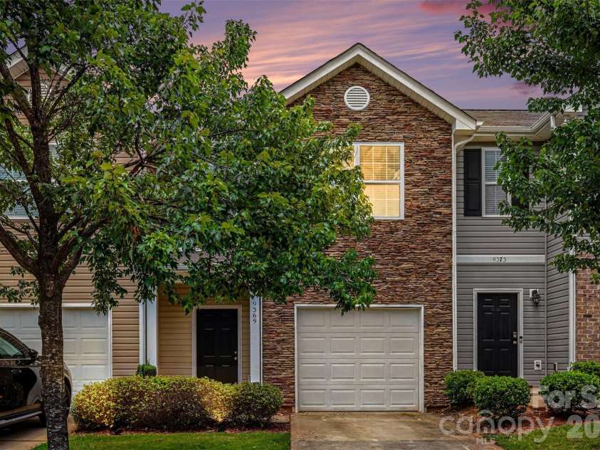 9369 Hamel Street, Charlotte, NC 28215.  MLS# CAR4401561, YatesRealty ID 36274. 