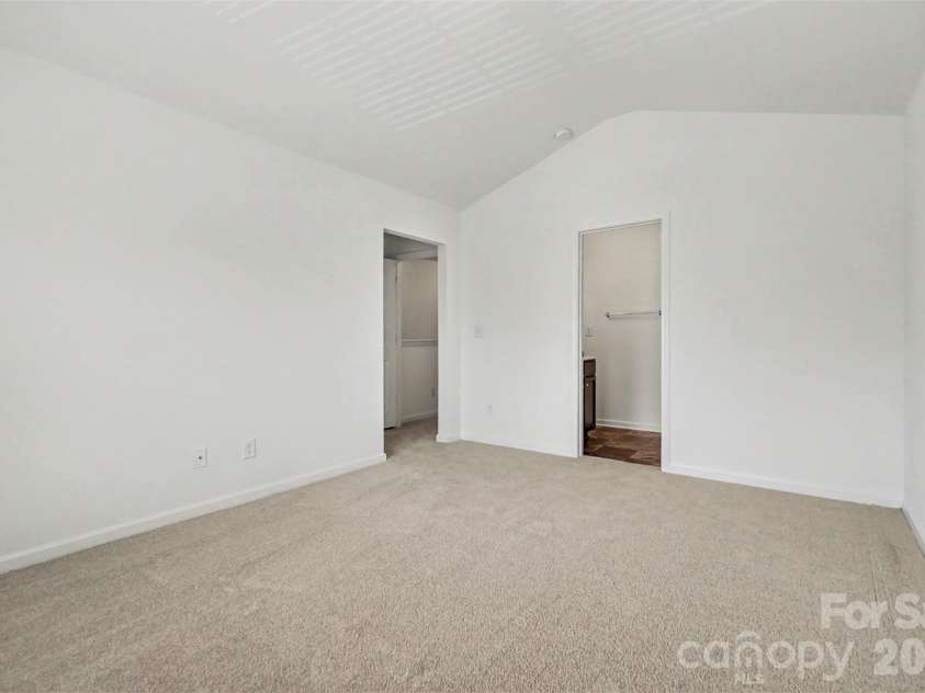 9369 Hamel Street, Charlotte, NC 28215.  MLS# CAR4401561, YatesRealty ID 36274. 