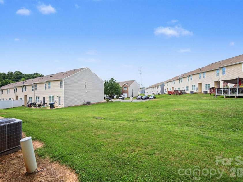 9369 Hamel Street, Charlotte, NC 28215.  MLS# CAR4401561, YatesRealty ID 36274. 