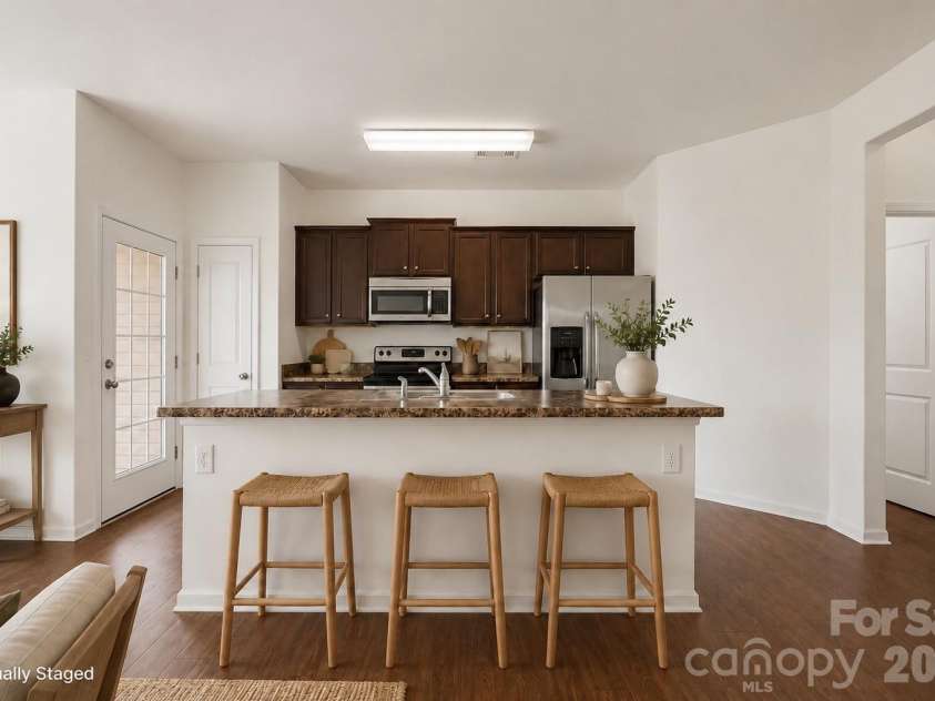 9369 Hamel Street, Charlotte, NC 28215.  MLS# CAR4401561, YatesRealty ID 36274. 
