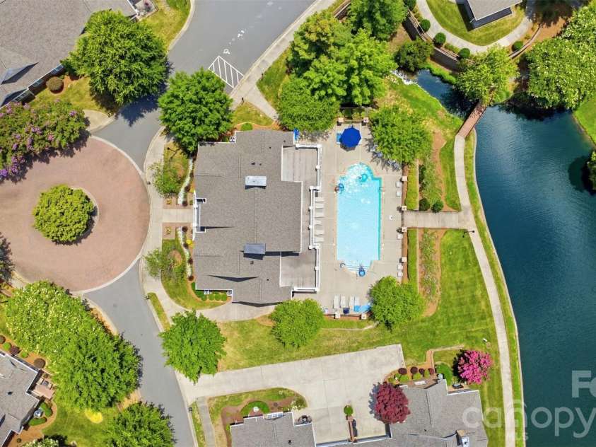 2676 Bellasera Way, Matthews, NC 28105.  MLS# CAR4401359, YatesRealty ID 36277. 