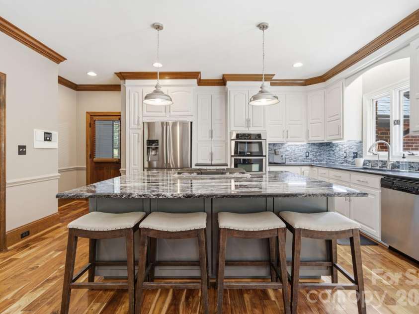15026 Crooked Branch Lane, Charlotte, NC 28278.  MLS# CAR4397725, YatesRealty ID 36279. 