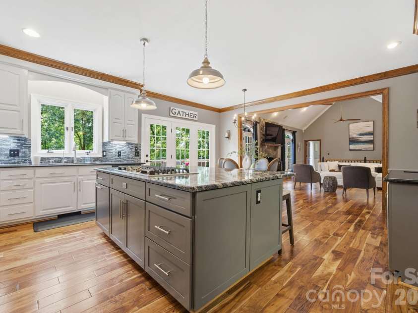 15026 Crooked Branch Lane, Charlotte, NC 28278.  MLS# CAR4397725, YatesRealty ID 36279. 