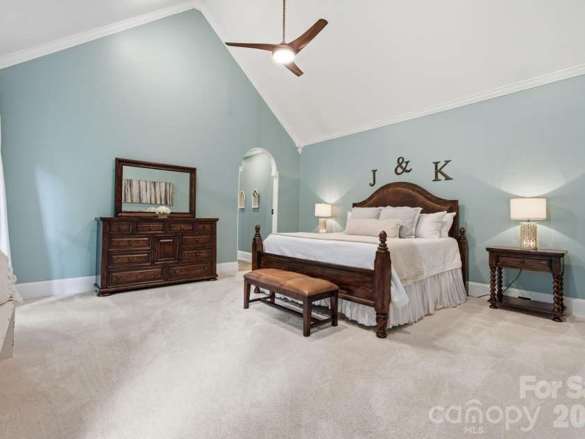 15026 Crooked Branch Lane, Charlotte, NC 28278.  MLS# CAR4397725, YatesRealty ID 36279. 