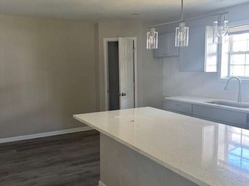 910 Linwood Road, Gastonia, NC 28052.  MLS# CAR4239143, YatesRealty ID 3628. 