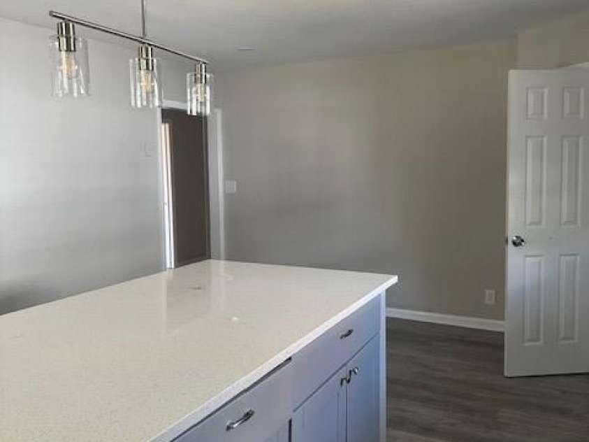 910 Linwood Road, Gastonia, NC 28052.  MLS# CAR4239143, YatesRealty ID 3628. 