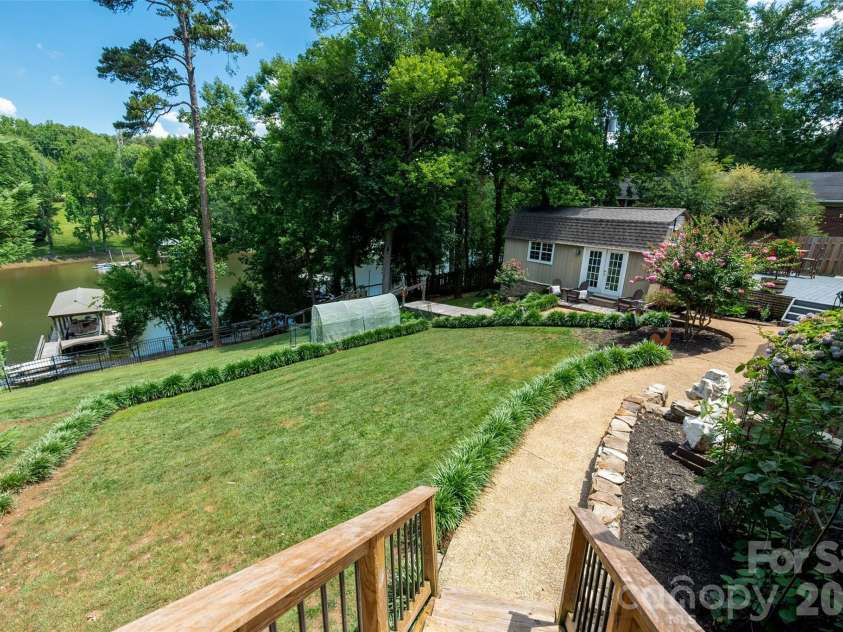 6236 River Cabin Lane, Charlotte, NC 28278.  MLS# CAR4395949, YatesRealty ID 36281. Now that's a view!