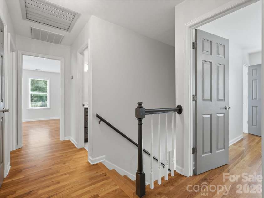 419 Whitefriars Lane, Matthews, NC 28105.  MLS# CAR4401669, YatesRealty ID 36283. 