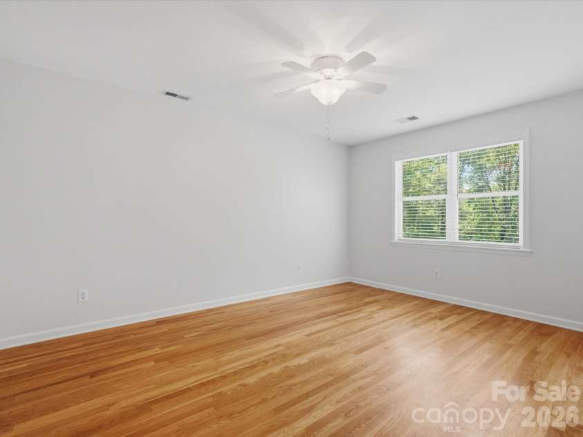 419 Whitefriars Lane, Matthews, NC 28105.  MLS# CAR4401669, YatesRealty ID 36283. 