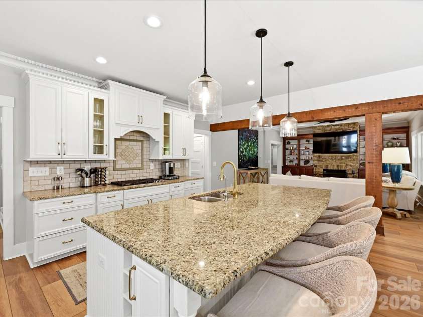 884 Kemp Road, Mooresville, NC 28117.  MLS# CAR4401995, YatesRealty ID 36284. 