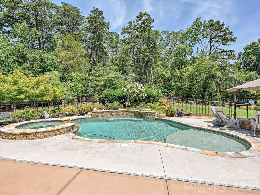 884 Kemp Road, Mooresville, NC 28117.  MLS# CAR4401995, YatesRealty ID 36284. 