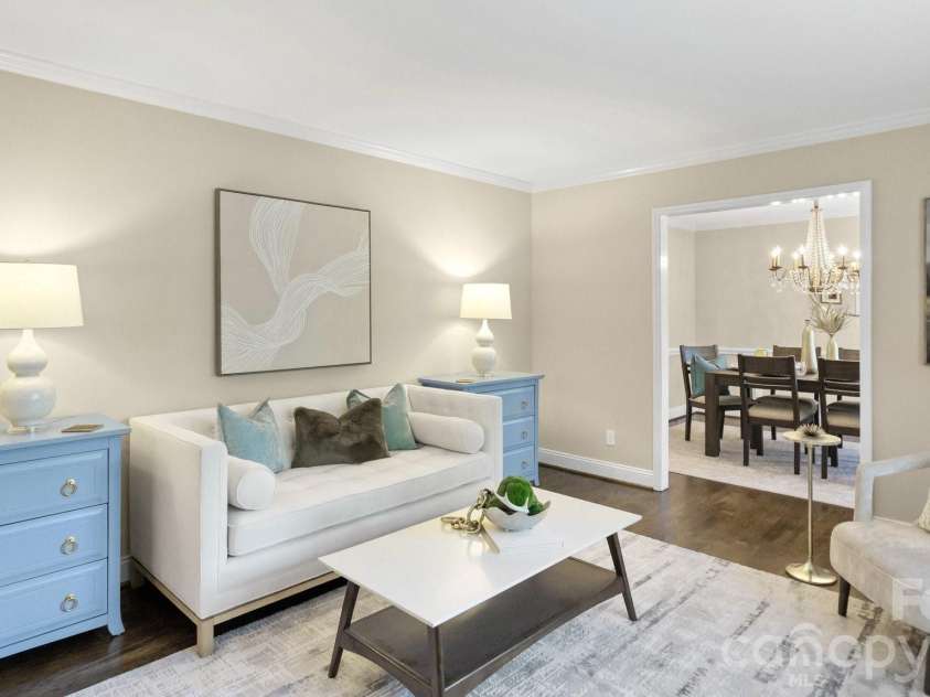 5305 Newgate Court, Charlotte, NC 28226.  MLS# CAR4402453, YatesRealty ID 36285. 