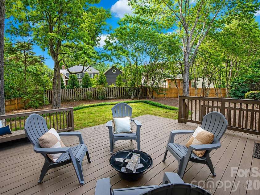 5305 Newgate Court, Charlotte, NC 28226.  MLS# CAR4402453, YatesRealty ID 36285. 