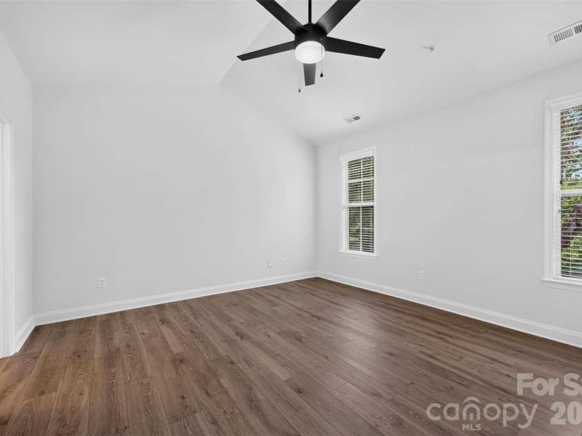 8955 Rosalyn Glen Road, Cornelius, NC 28031.  MLS# CAR4396668, YatesRealty ID 36286. Big and Bright Primary Bedroom
