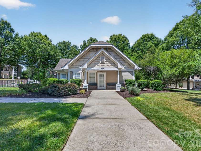 8955 Rosalyn Glen Road, Cornelius, NC 28031.  MLS# CAR4396668, YatesRealty ID 36286. Community Club House