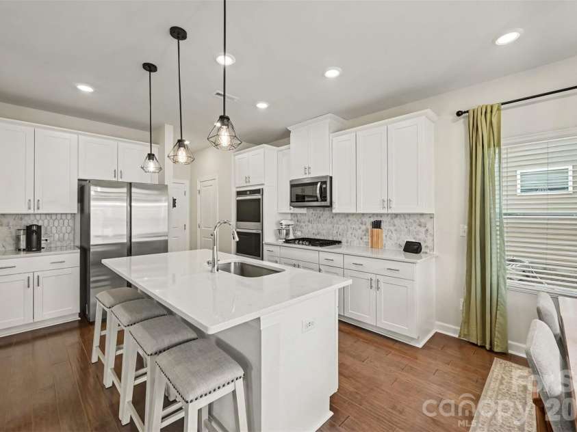 374 Hyssop Court, Fort Mill, SC 29715.  MLS# CAR4400834, YatesRealty ID 36287. 