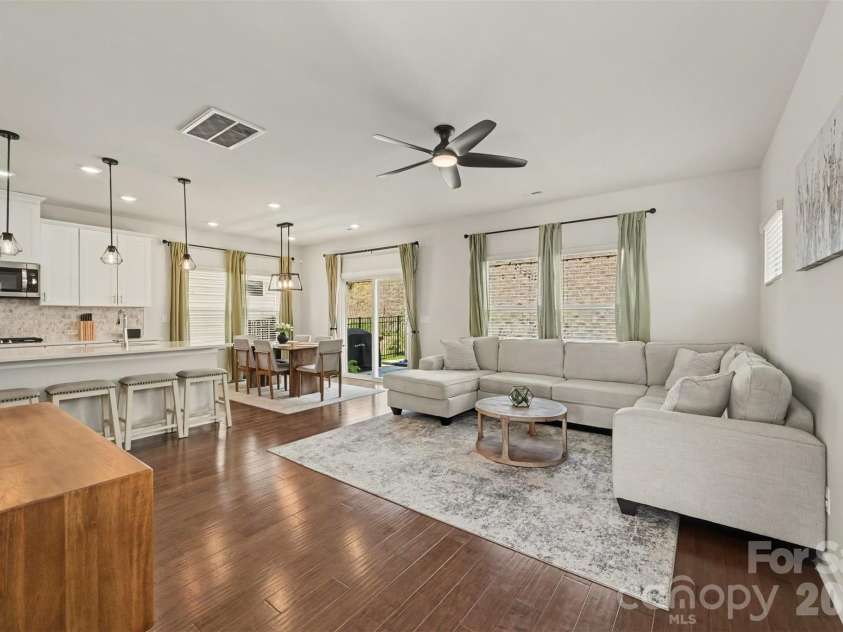 374 Hyssop Court, Fort Mill, SC 29715.  MLS# CAR4400834, YatesRealty ID 36287. 