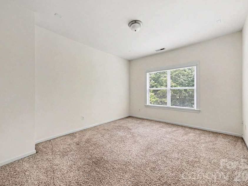10202 Falling Leaf Drive, Concord, NC 28027.  MLS# CAR4396937, YatesRealty ID 36288. Flex Space/Office/Bonus - Opt Bed 5 (no closet)