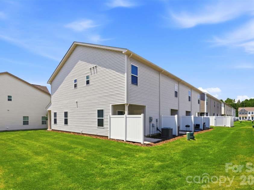 13889 Clayborn Street, Midland, NC 28107.  MLS# CAR4399393, YatesRealty ID 36289. 