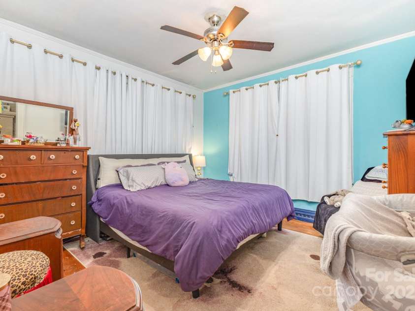 324 Beaumonde Avenue, Shelby, NC 28150.  MLS# CAR4310436, YatesRealty ID 3629. 