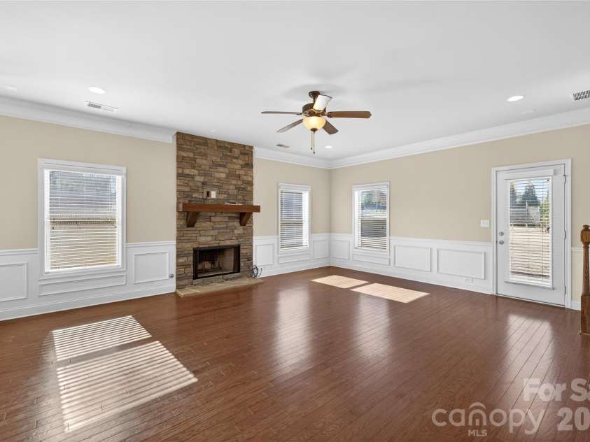 5103 Brynmar Drive, Waxhaw, NC 28173.  MLS# CAR4342227, YatesRealty ID 3629. 