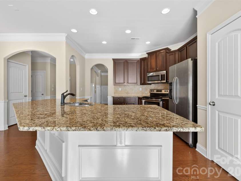 5103 Brynmar Drive, Waxhaw, NC 28173.  MLS# CAR4342227, YatesRealty ID 3629. 