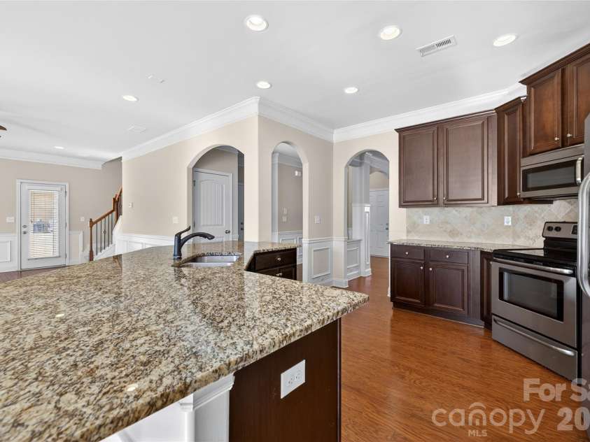 5103 Brynmar Drive, Waxhaw, NC 28173.  MLS# CAR4342227, YatesRealty ID 3629. 