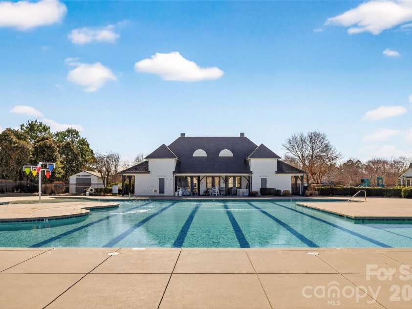 5103 Brynmar Drive, Waxhaw, NC 28173.  MLS# CAR4342227, YatesRealty ID 3629. 