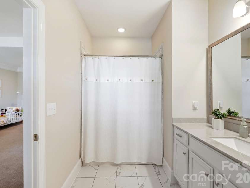 5012 Vita Way, Belmont, NC 28012.  MLS# CAR4399642, YatesRealty ID 36291. 