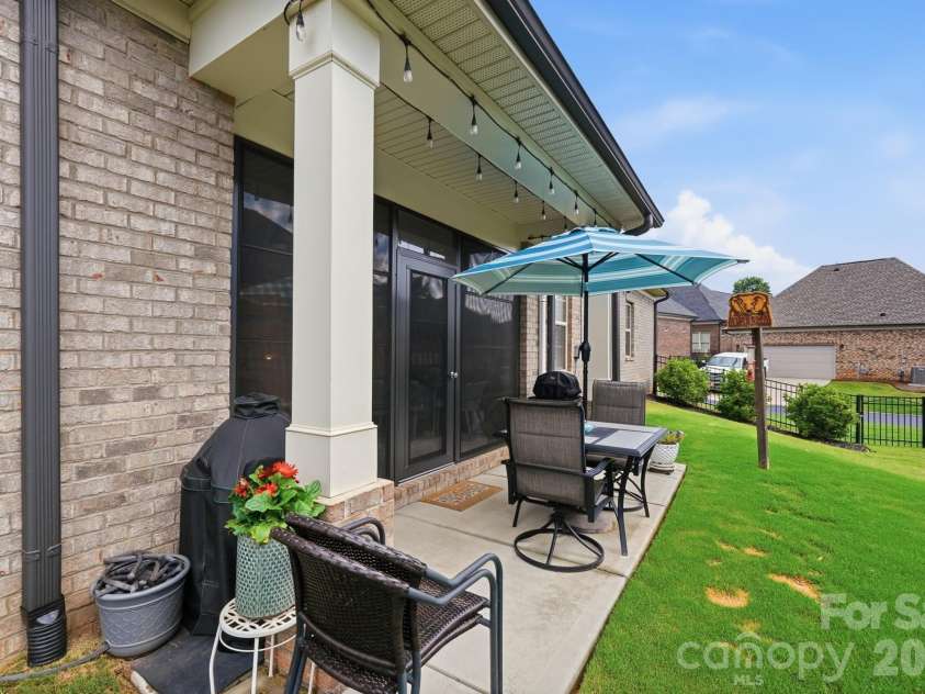 5012 Vita Way, Belmont, NC 28012.  MLS# CAR4399642, YatesRealty ID 36291. 