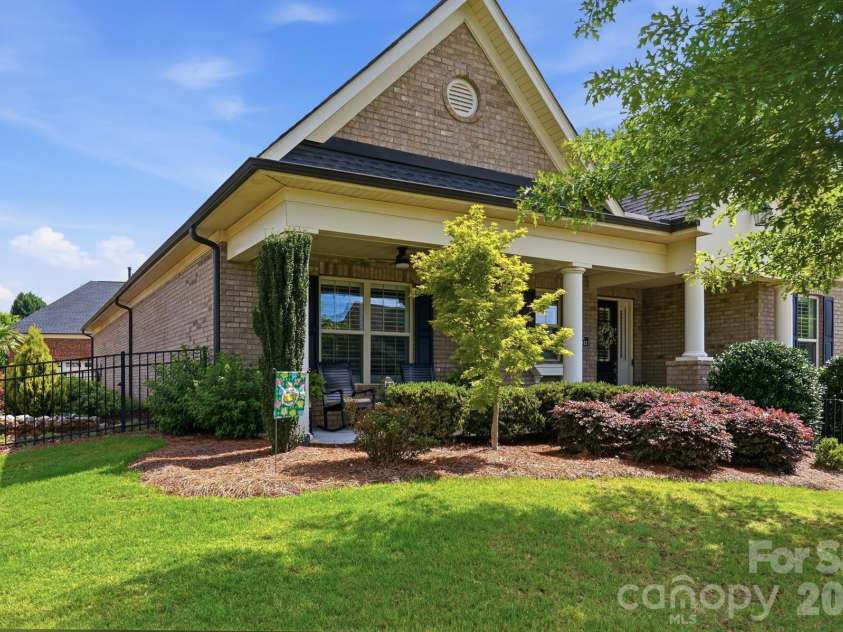5012 Vita Way, Belmont, NC 28012.  MLS# CAR4399642, YatesRealty ID 36291. 