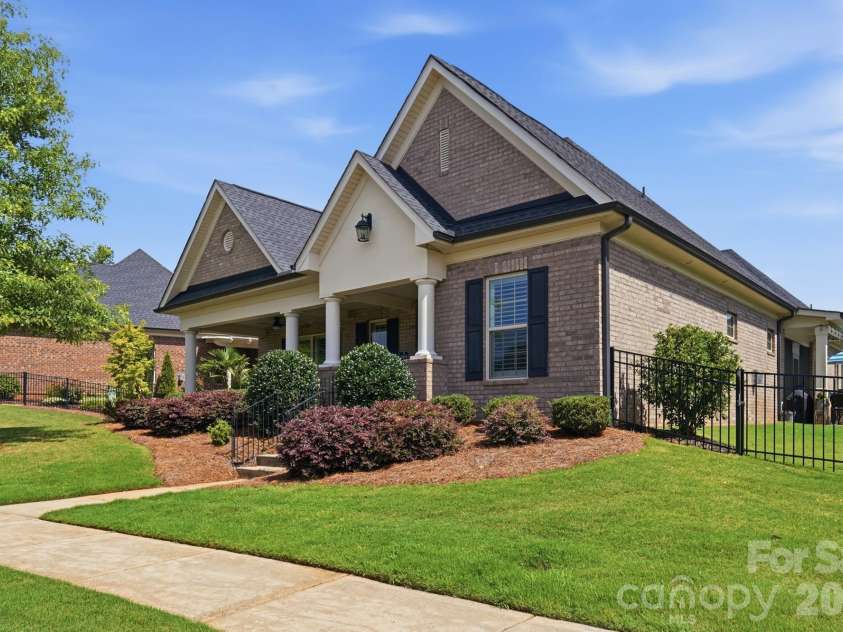 5012 Vita Way, Belmont, NC 28012.  MLS# CAR4399642, YatesRealty ID 36291. 