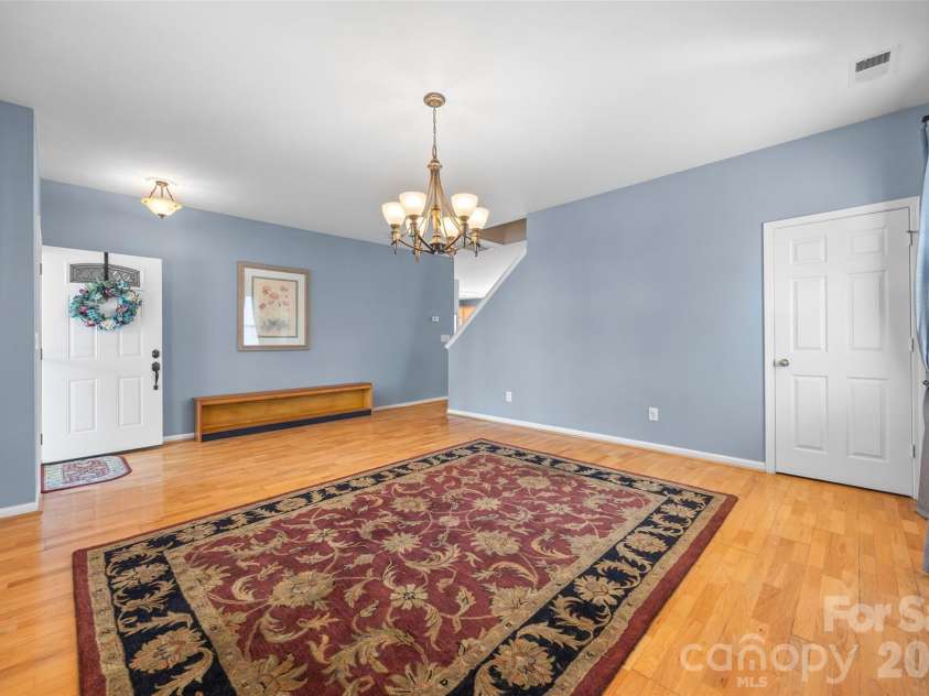 2025 Savannah Hills Drive, Matthews, NC 28105.  MLS# CAR4400485, YatesRealty ID 36293. 