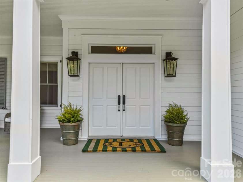 21 Ebby Ridge, Fairview, NC 28730.  MLS# CAR4370443, YatesRealty ID 36295. 