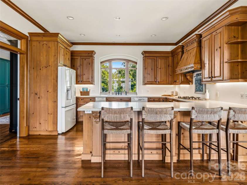 21 Ebby Ridge, Fairview, NC 28730.  MLS# CAR4370443, YatesRealty ID 36295. 