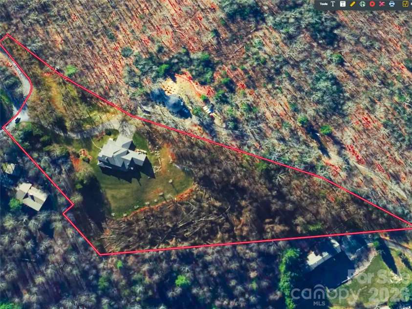 21 Ebby Ridge, Fairview, NC 28730.  MLS# CAR4370443, YatesRealty ID 36295. 