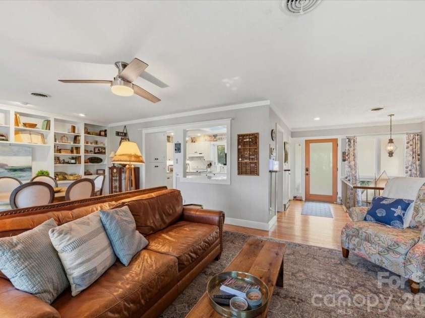6149 Shore Drive, Nebo, NC 28761.  MLS# CAR4401444, YatesRealty ID 36297. 