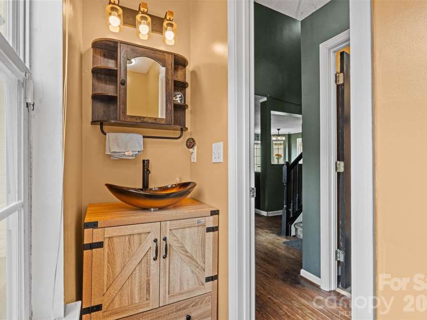 114 Kingston Forest Drive, Irmo, SC 29063.  MLS# CAR4402791, YatesRealty ID 36299. 
