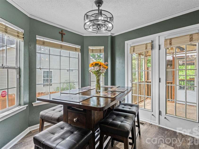 114 Kingston Forest Drive, Irmo, SC 29063.  MLS# CAR4402791, YatesRealty ID 36299. 