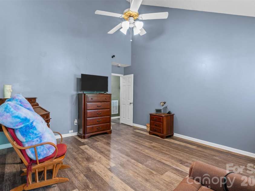 114 Kingston Forest Drive, Irmo, SC 29063.  MLS# CAR4402791, YatesRealty ID 36299. 