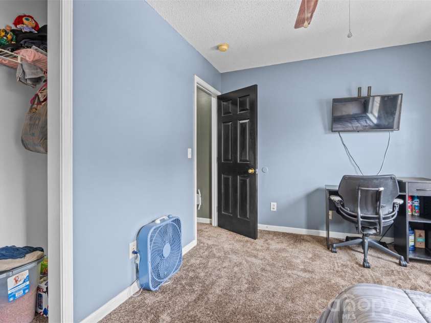 114 Kingston Forest Drive, Irmo, SC 29063.  MLS# CAR4402791, YatesRealty ID 36299. 