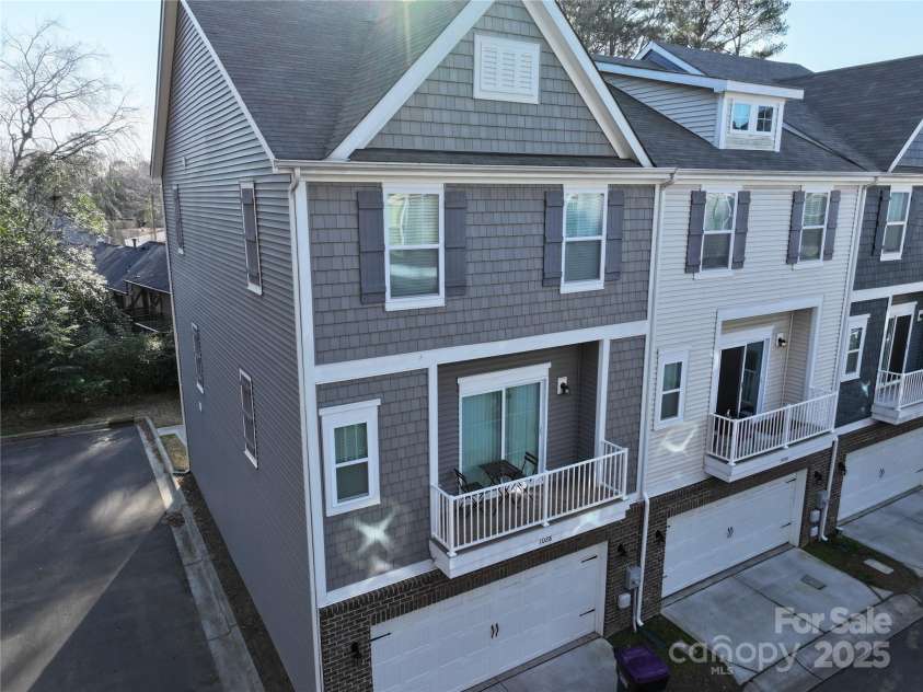 1028 Sharon Towns Drive, Charlotte, NC 28210.  MLS# CAR4212883, YatesRealty ID 363. 