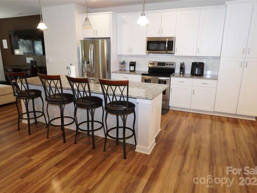 1028 Sharon Towns Drive, Charlotte, NC 28210.  MLS# CAR4212883, YatesRealty ID 363. 