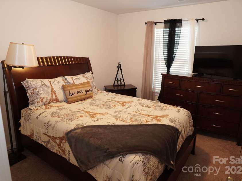 1028 Sharon Towns Drive, Charlotte, NC 28210.  MLS# CAR4212883, YatesRealty ID 363. 